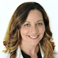 BRIELLE MELE, ND (MEDICAL DIRECTOR/FOUNDER)